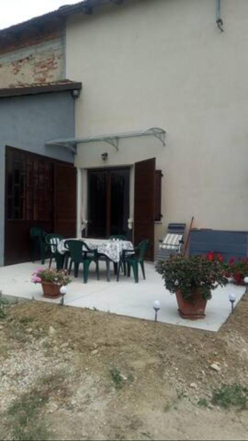 فيلا Casa Luisa ألبا المظهر الخارجي الصورة
